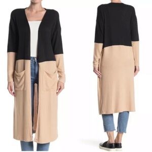 Bobeau | Colorblock Knitted‎ Long Duster Cardigan Black Tan Plush Sweater